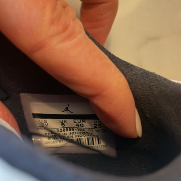 Nike Air Jordan 11 Retro Low Closing Ceremony - Picture 8 of 10